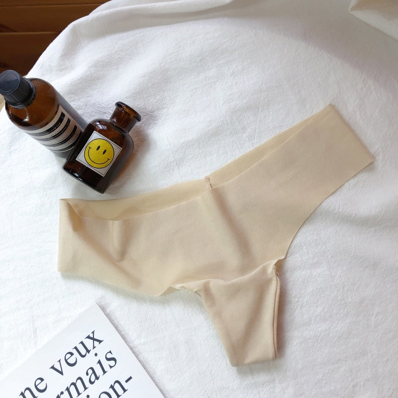 Elegant silk and nylon lingerie briefs