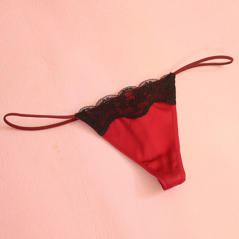 Low-waisted lace and cotton lingerie briefs