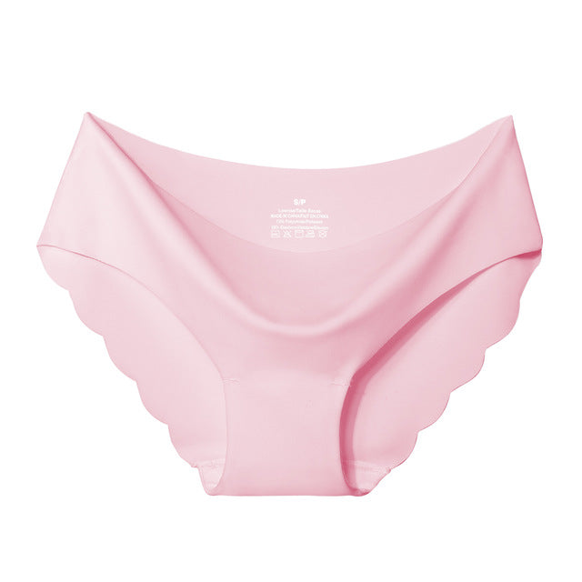 Elegant feminine seamless lingerie briefs