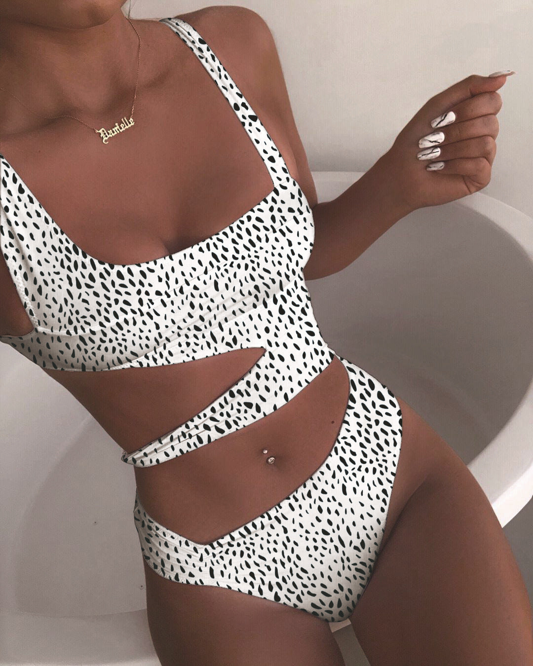 Elegant feminine spandex lingerie bodysuits