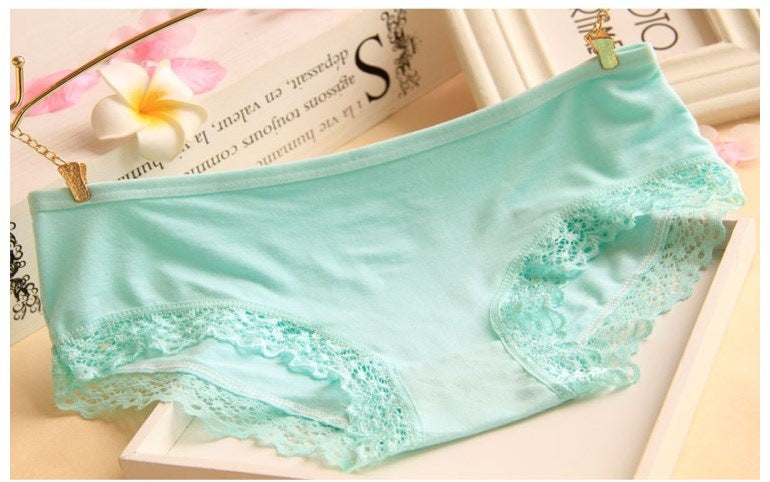 Elegant low-waisted lace lingerie briefs