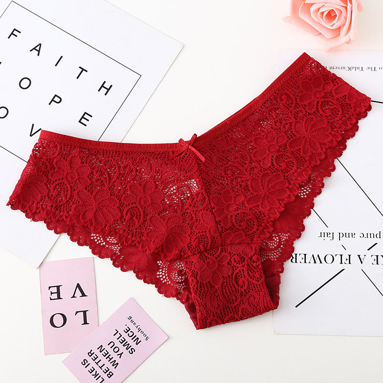 Low-waisted seamless breathable lace lingerie briefs