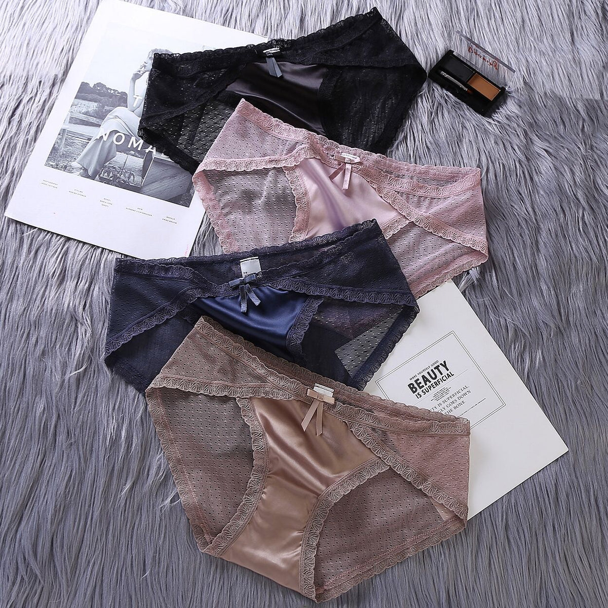 Low-waisted seamless breathable lace lingerie briefs - image 1