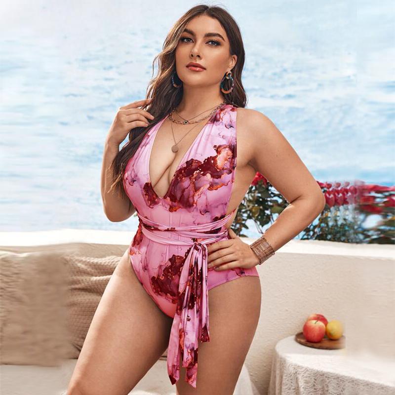Stylish polyester and spandex bikini sets - image 3