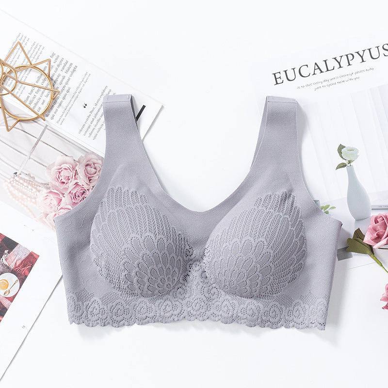 Lace and nylon bras - image 4