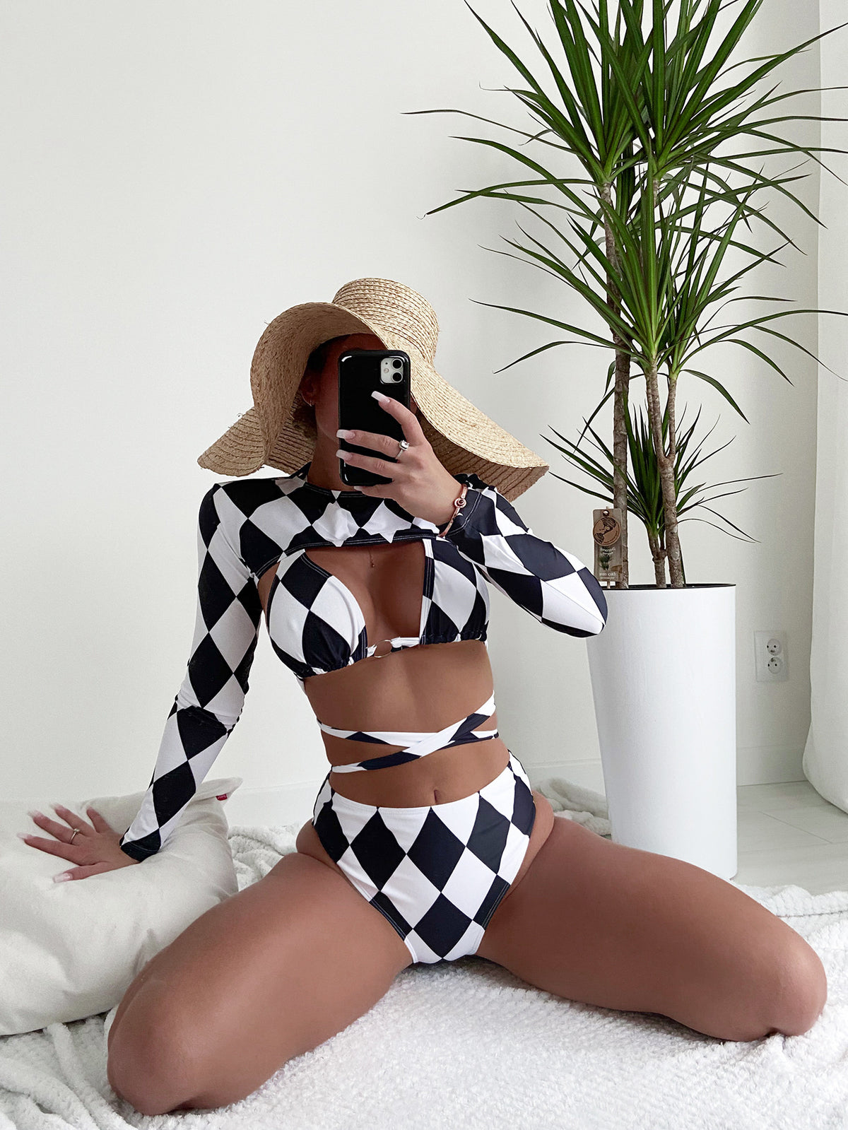 Long-sleeve plaid polyester intimate bikini set - product image 1