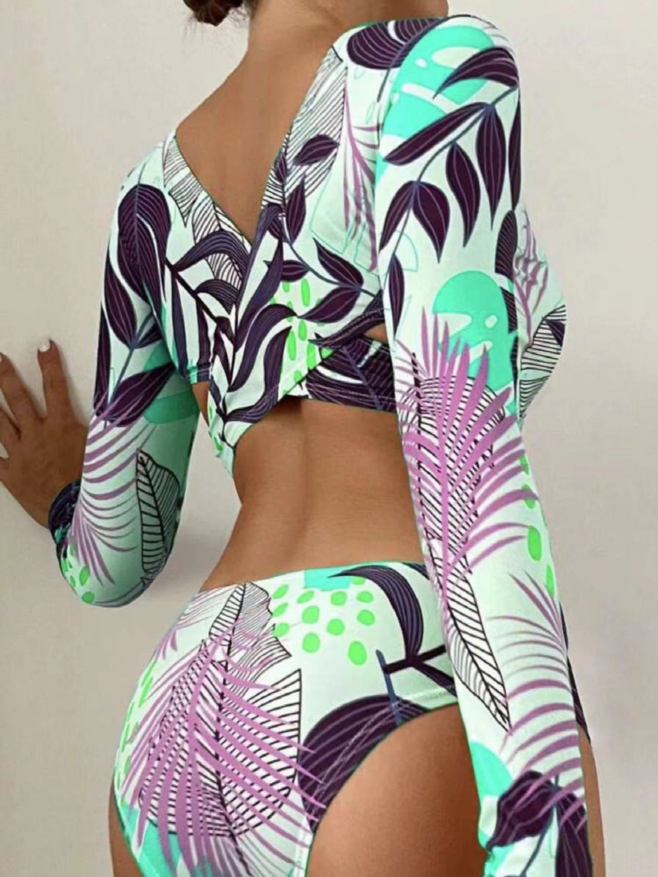 White backless polyester swimsuits - image 4