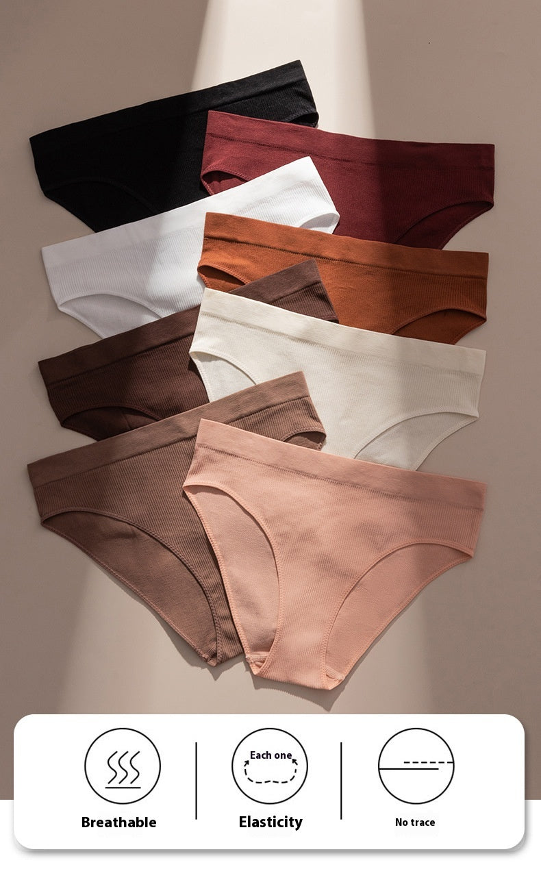 Low-waisted seamless breathable cotton lingerie briefs - image 1