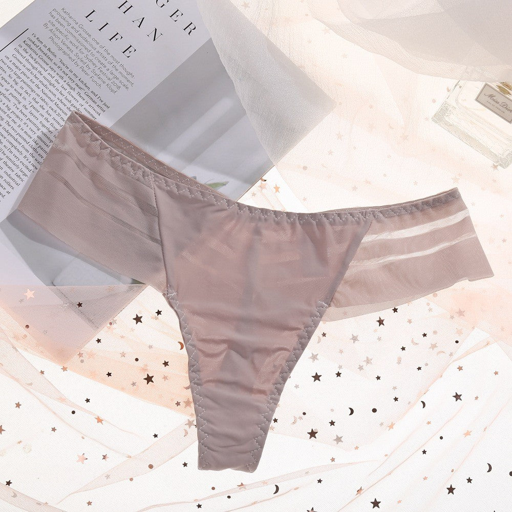 Ruffled lace and cotton lingerie briefs