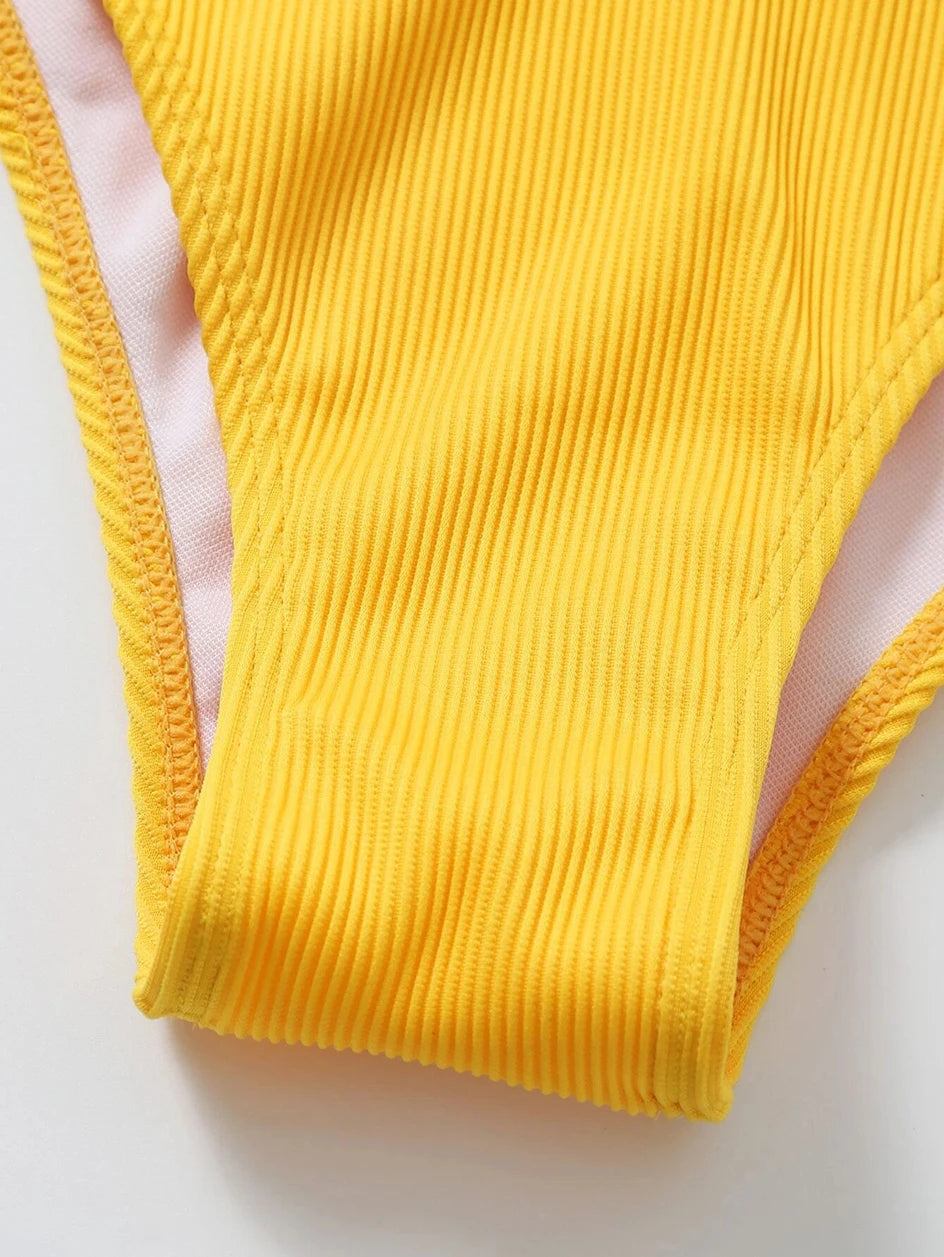 Stylish modern polyester bikini sets - image 2