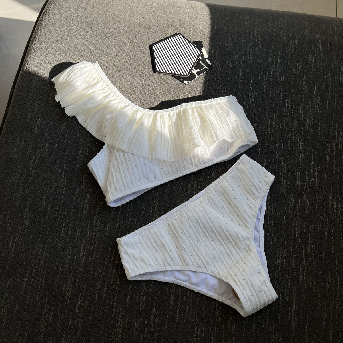 Elegant push-up polyester lingerie styles