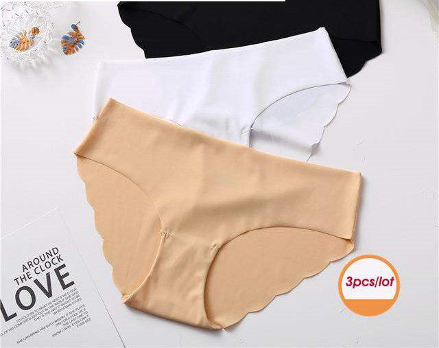 Elegant breathable cotton lingerie briefs