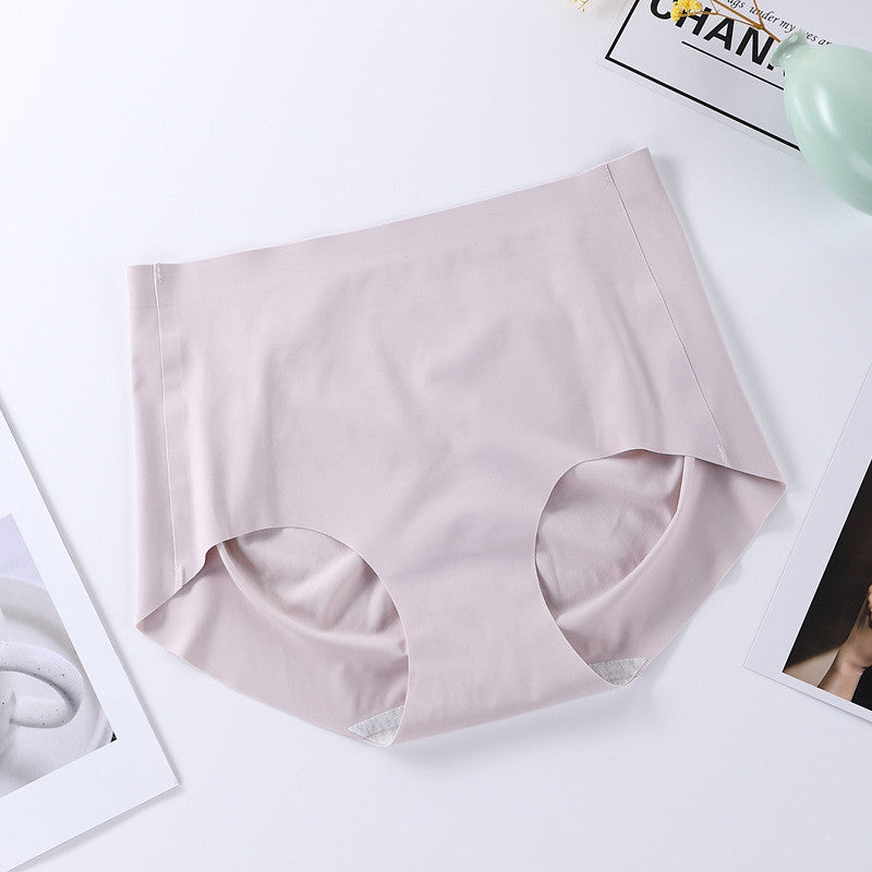 Seamless breathable cotton and nylon lingerie briefs