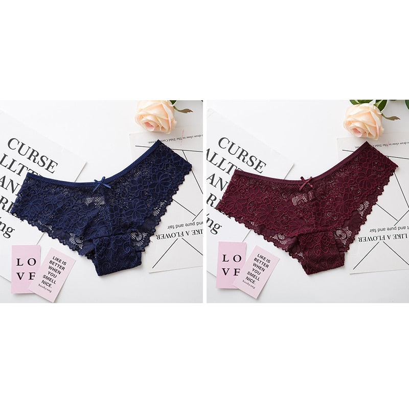 Low-waisted seamless breathable lace lingerie briefs