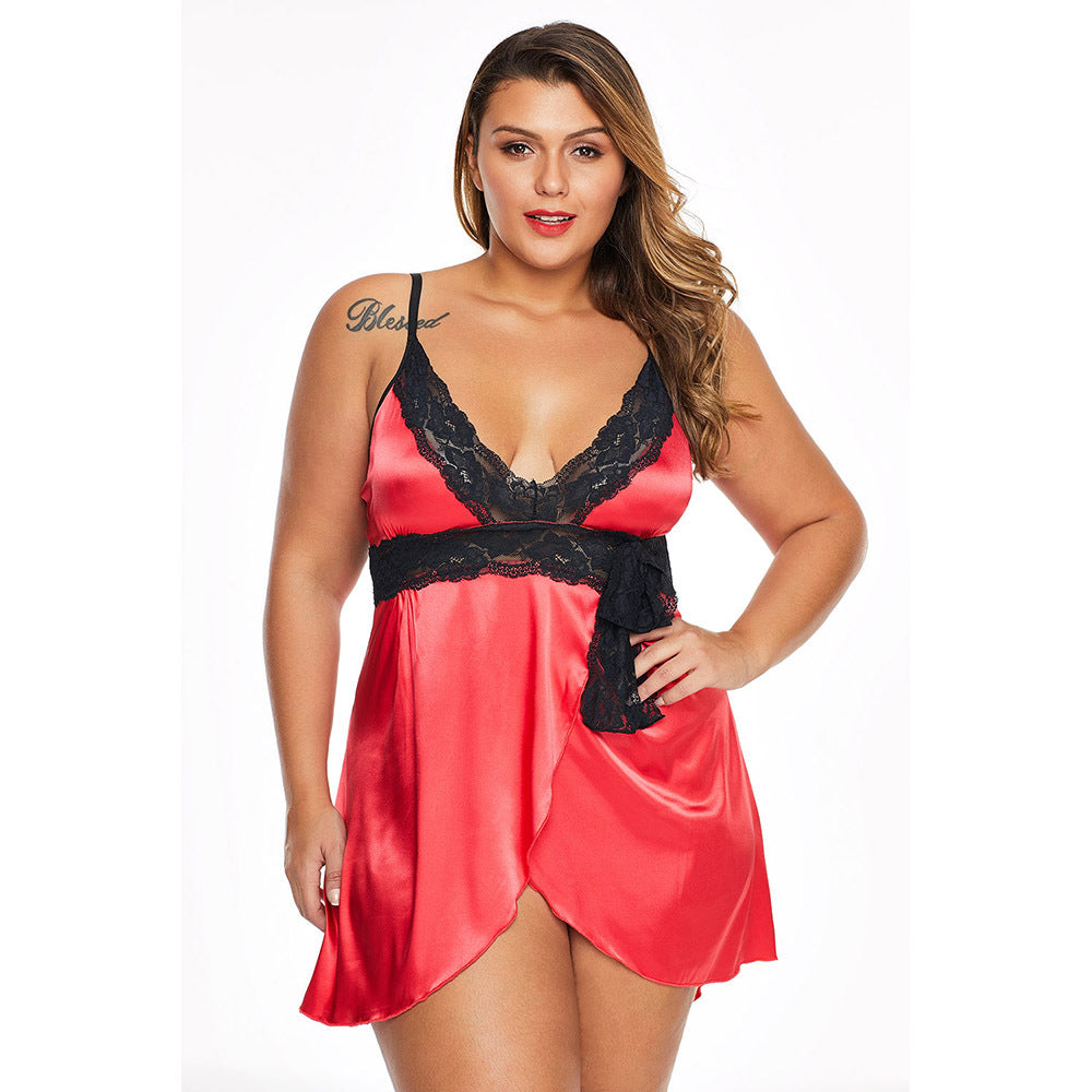 Plus-size lace and polyester lingerie briefs