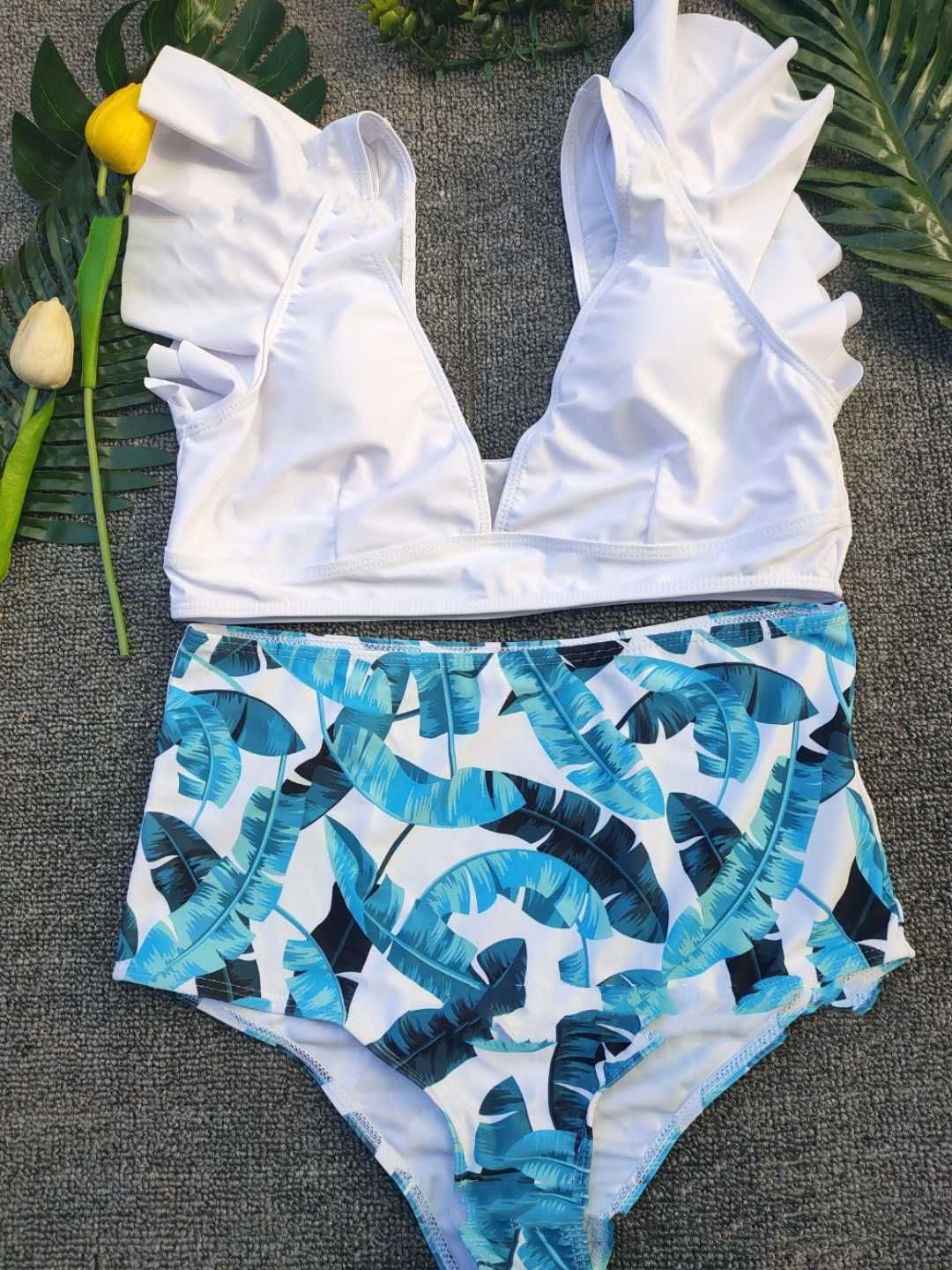 Stylish nylon and spandex bikini sets