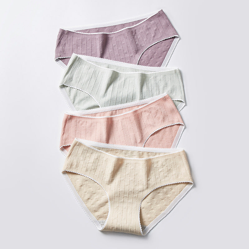Low-waisted seamless breathable cotton lingerie briefs - image 1