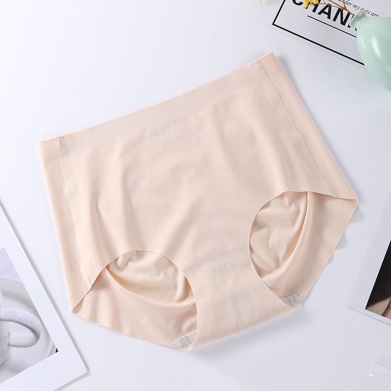 Seamless breathable cotton and nylon lingerie briefs